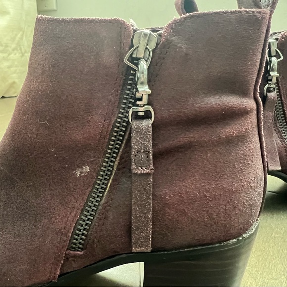 Aldo Eggplant Pointed Toe Booties Size 7 - Picture 7 of 9